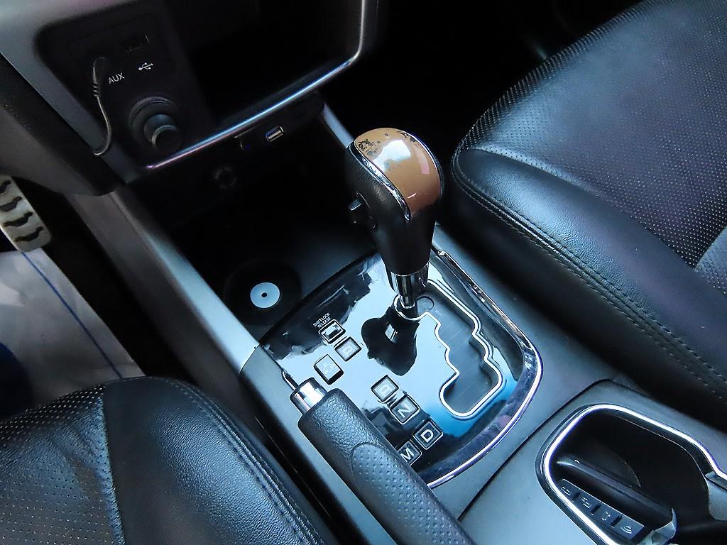 Ssangyong Korando - Vista 10