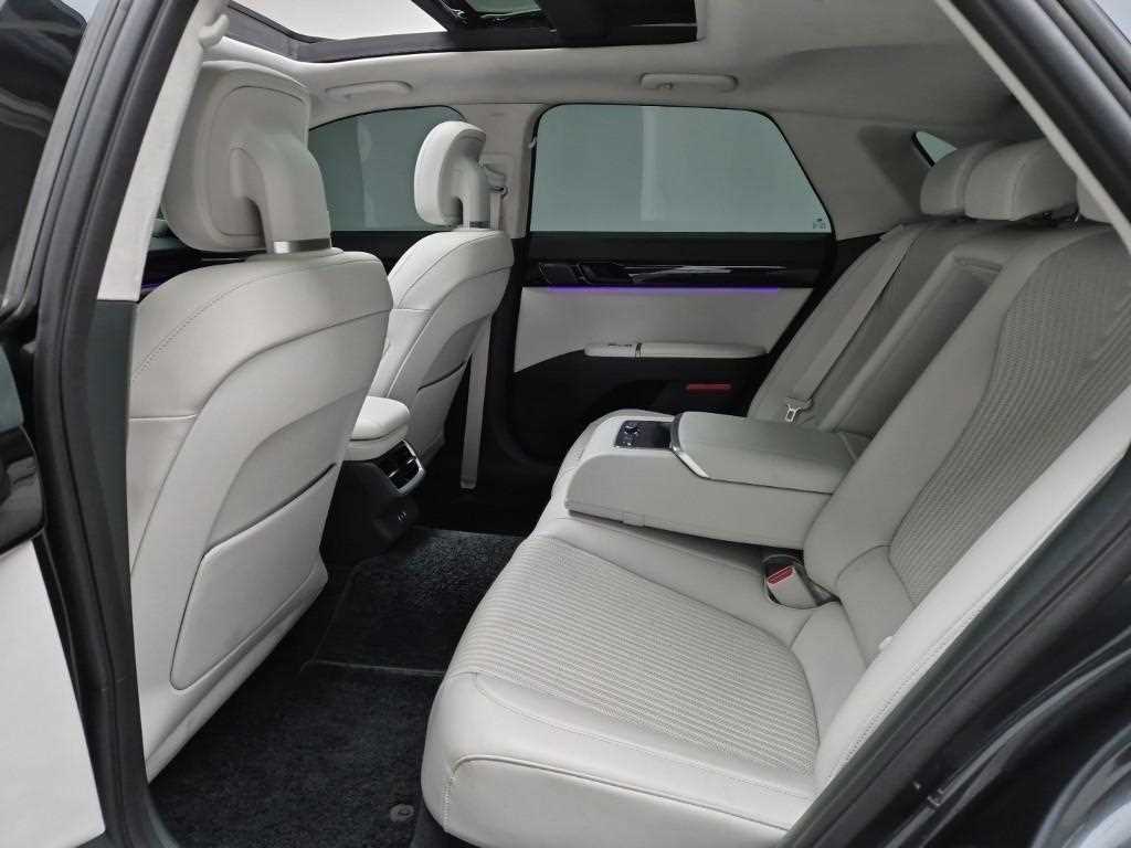 HYUNDAI Grandeur - Vista 12