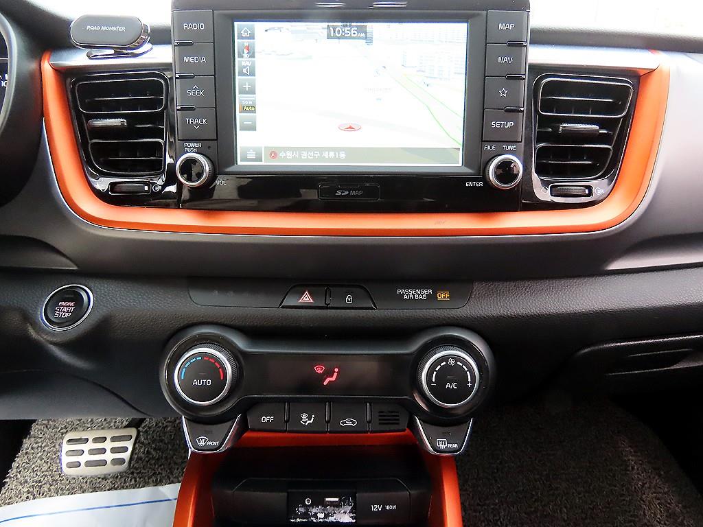 KIA Stonic 2019 Blanco - Importación desde Corea - HF Imports Iquique - Foto 14