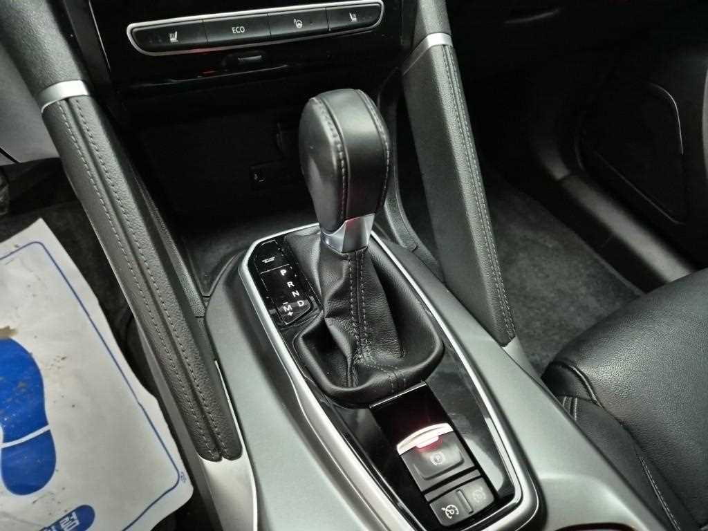 SAMSUNG QM6 - Vista 8