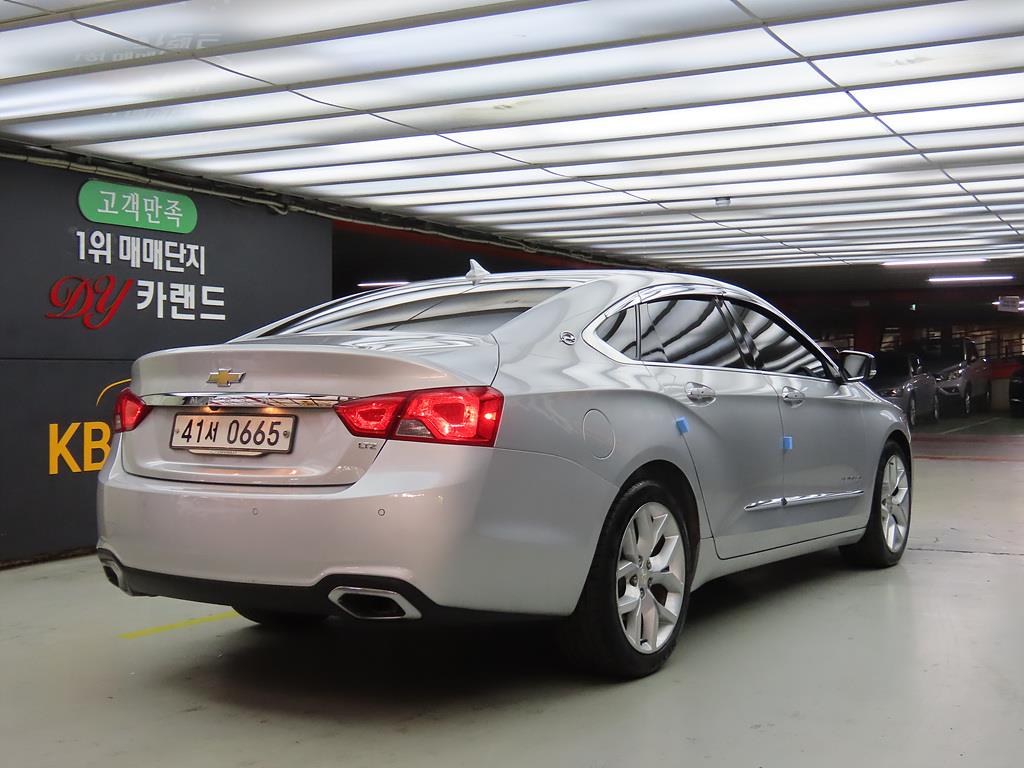 Chevrolet Impala - Vista 4