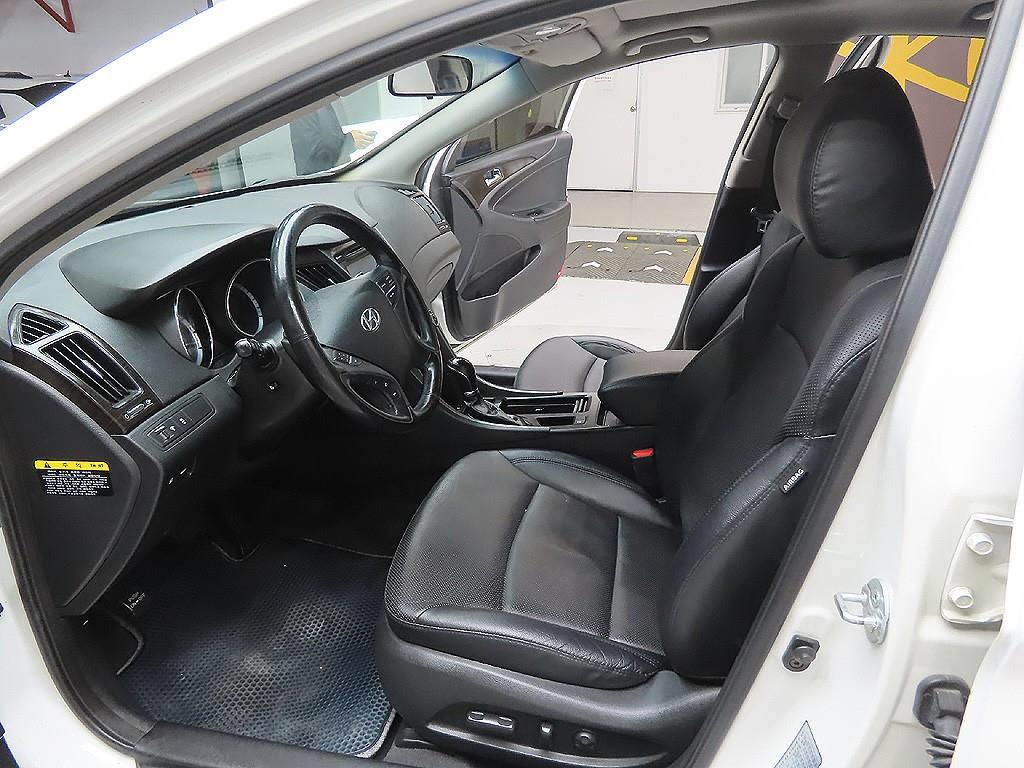 HYUNDAI Sonata 2013 Blanco - Importación desde Corea - HF Imports Iquique - Foto 10
