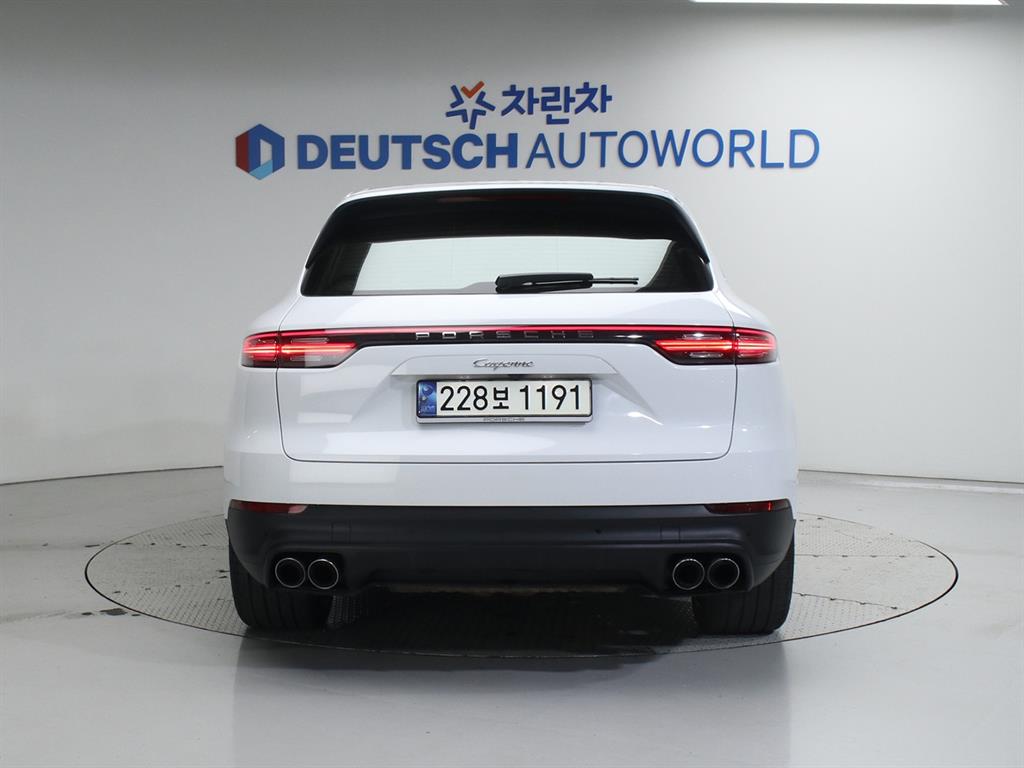 Porsche Cayenne - Vista 4