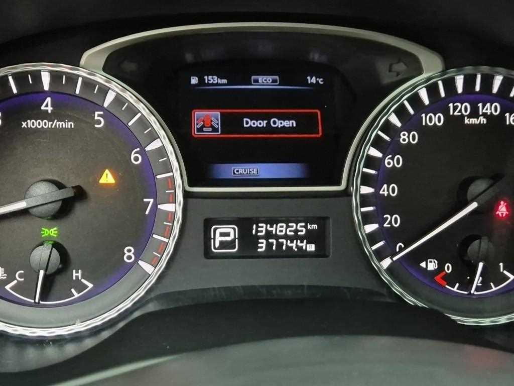 Infiniti QX - Vista 6