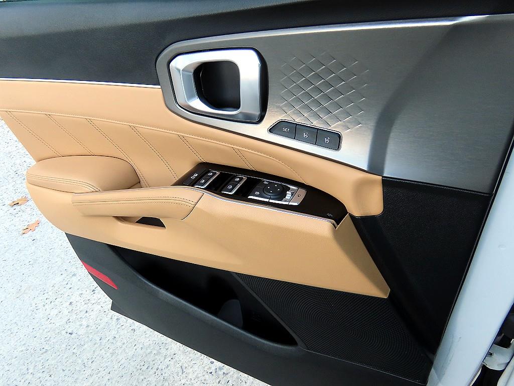 KIA Sorento - Vista 11