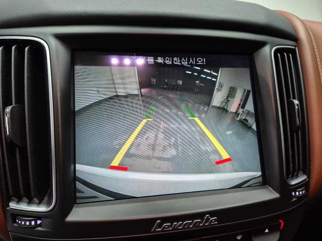 Maserati Levante 2018 Blanco - Importación desde Corea - HF Imports Iquique - Foto 15