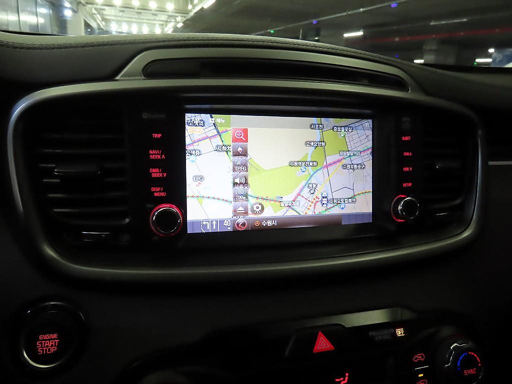 KIA Sorento 2016 Plateado - Importación desde Corea - HF Imports Iquique - Foto 13