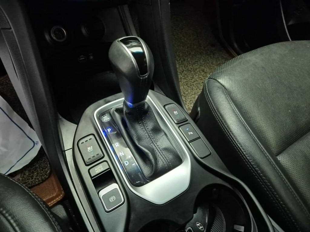 HYUNDAI Santa Fe - Vista 8