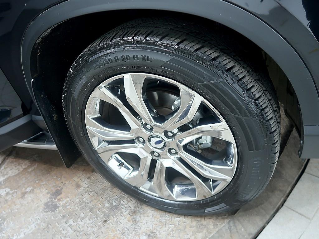 Ssangyong Rexton 2018 Negro - Importación desde Corea - HF Imports Iquique - Foto 8