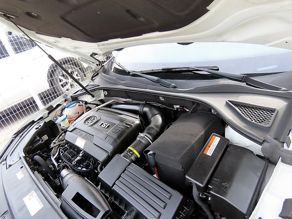 Volkswagen Passat 2016 Blanco - Importación desde Corea - HF Imports Iquique - Foto 18