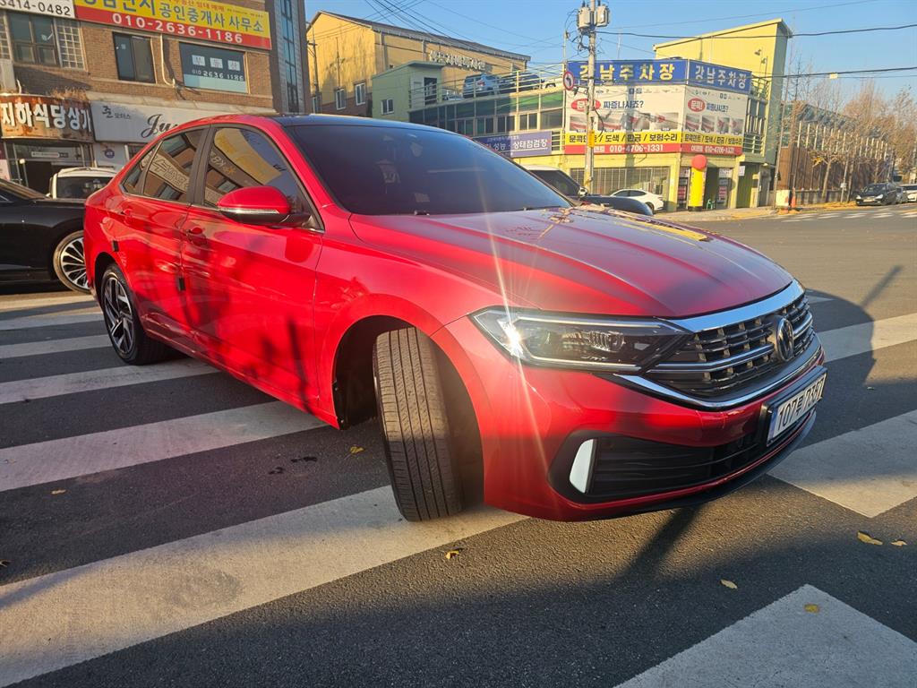 Volkswagen Jetta - Vista 8