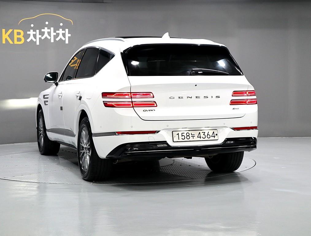 Genesis GV80 - Vista 4