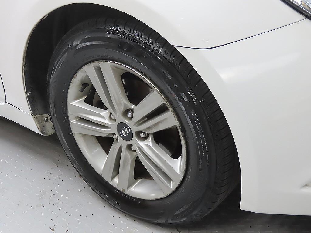 HYUNDAI Sonata - Vista 9