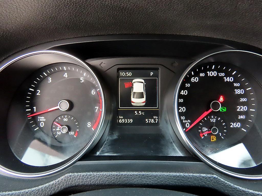 Volkswagen Passat - Vista 9