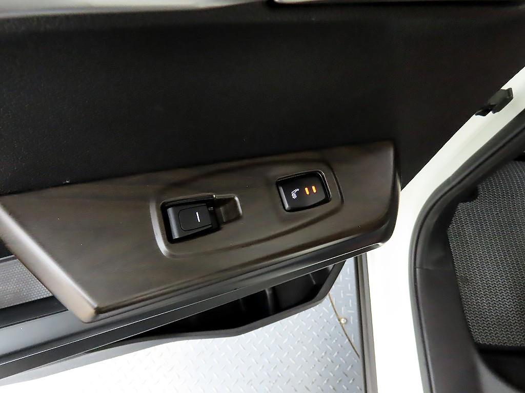 Ssangyong Torres - Vista 12