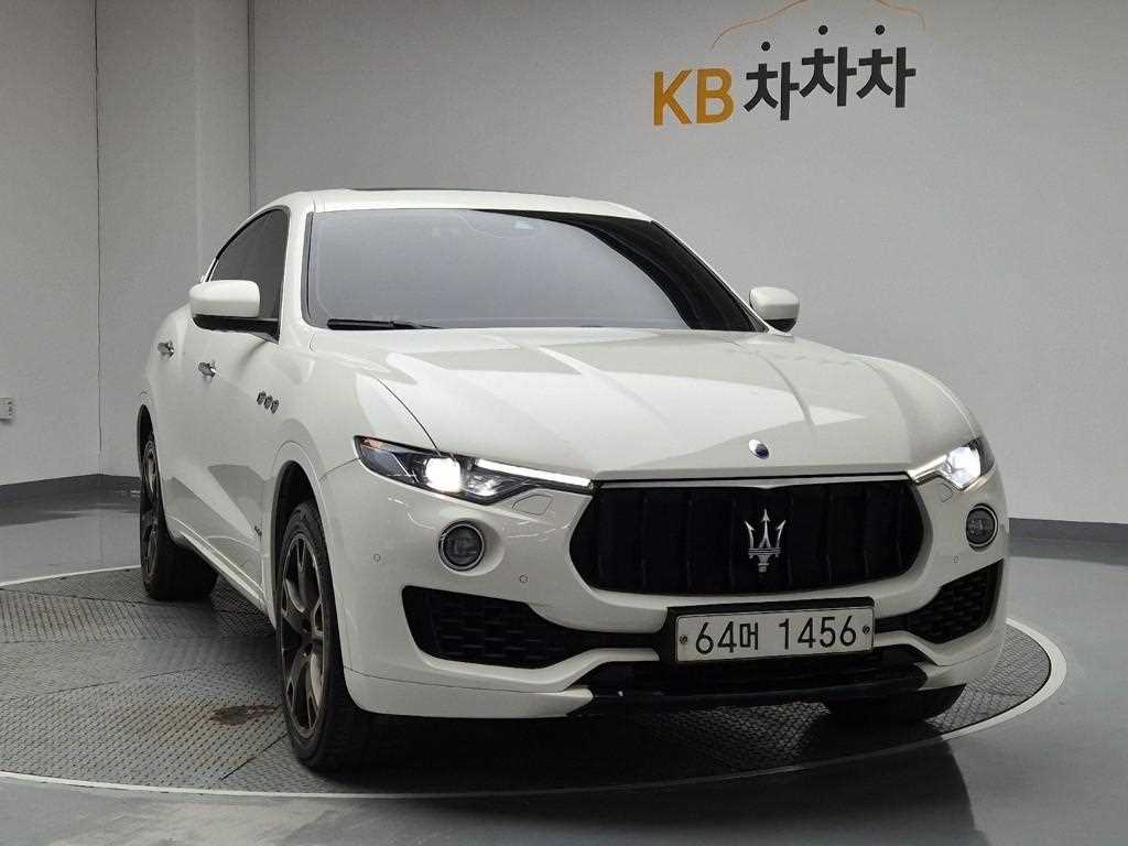 Maserati Levante - Vista 4