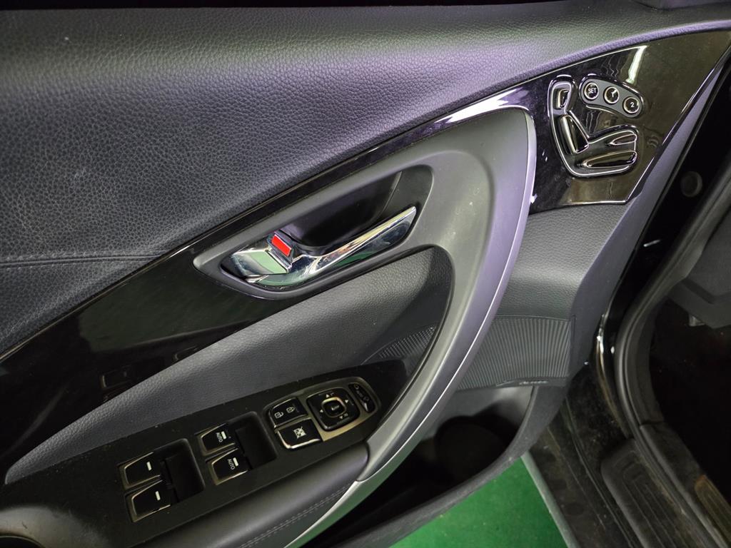 HYUNDAI Grandeur 2014 Negro - Importación desde Corea - HF Imports Iquique - Foto 15