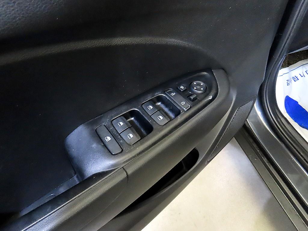 HYUNDAI Venue 2020 Gris - Importación desde Corea - HF Imports Iquique - Foto 13