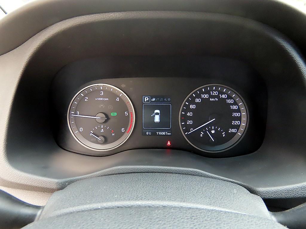 HYUNDAI Tucson - Vista 9