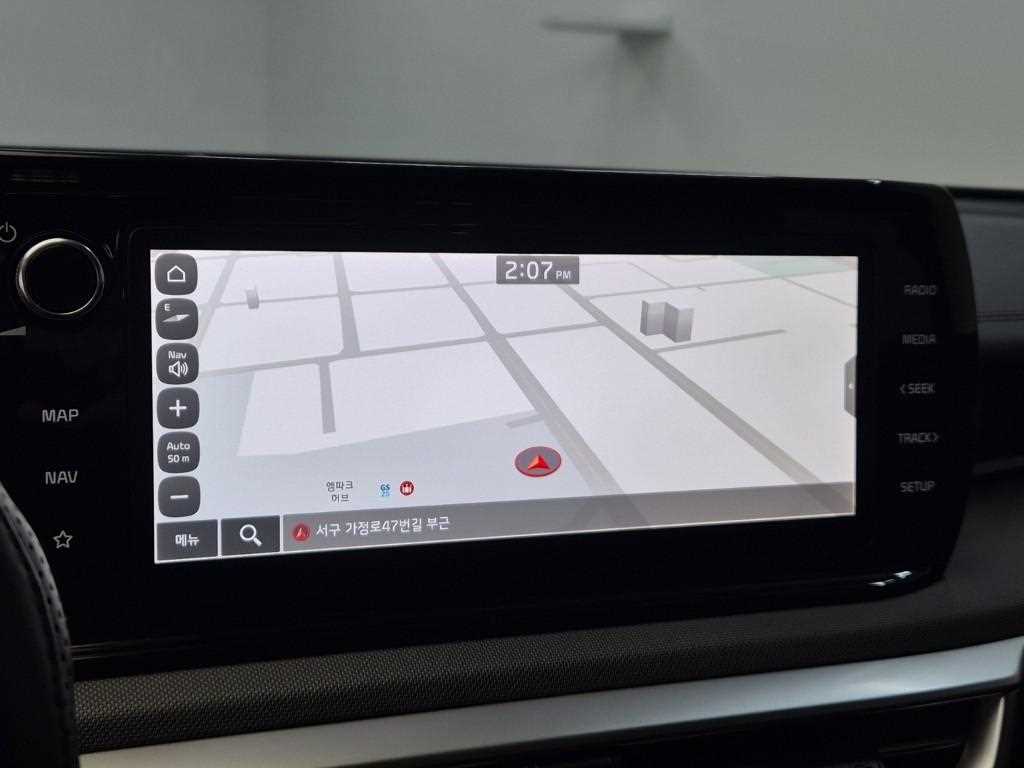 KIA K5 2023 Negro - Importación desde Corea - HF Imports Iquique - Foto 13