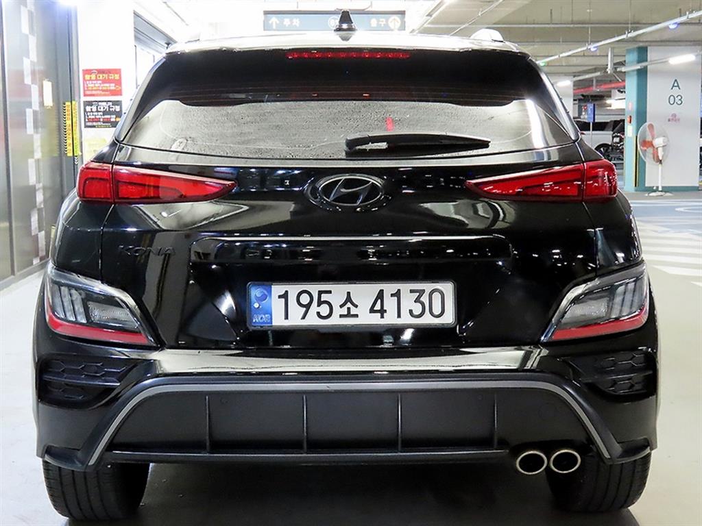 HYUNDAI Kona - Vista 5