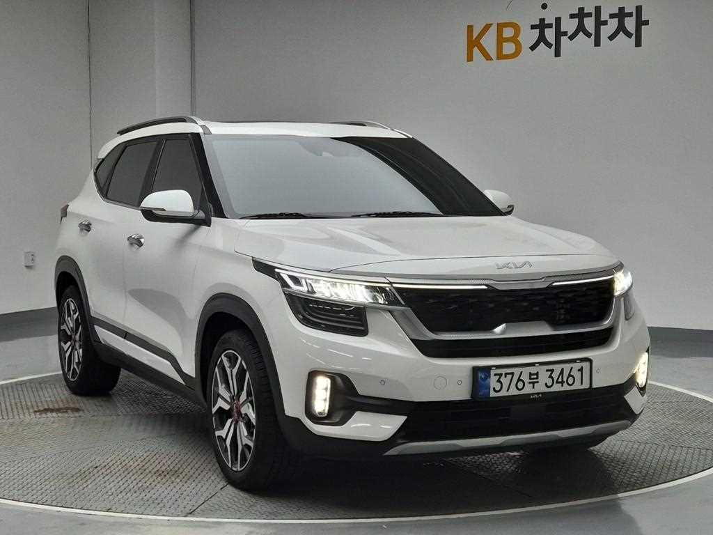 KIA Seltos - Vista 4