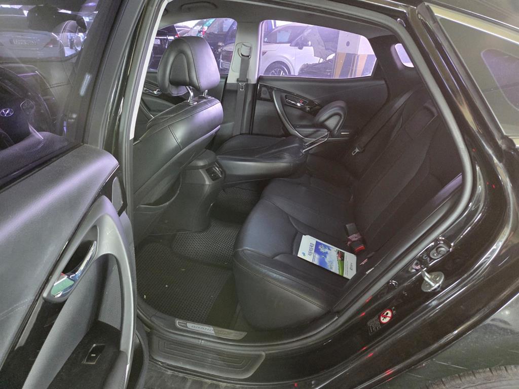 HYUNDAI Grandeur - Vista 7