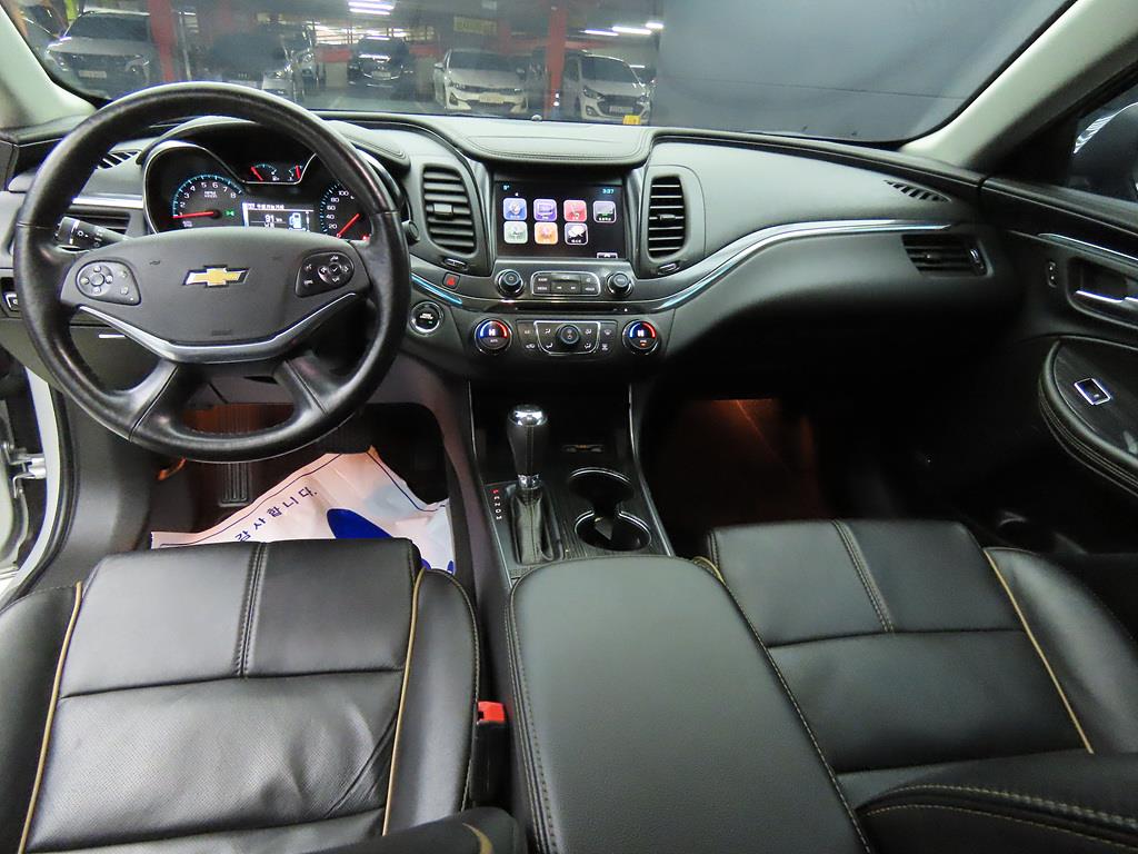 Chevrolet Impala - Vista 7