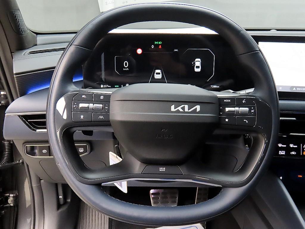 KIA K8 - Vista 9