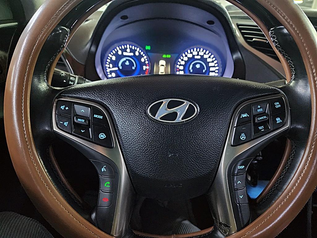 HYUNDAI Grandeur - Vista 9