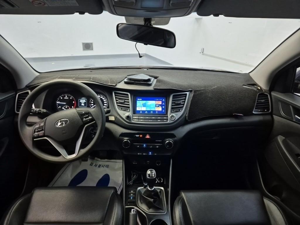HYUNDAI Tucson - Vista 7