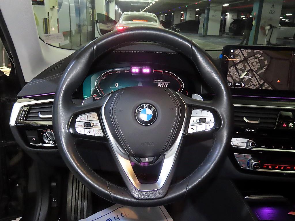 BMW 5 Series - Vista 8