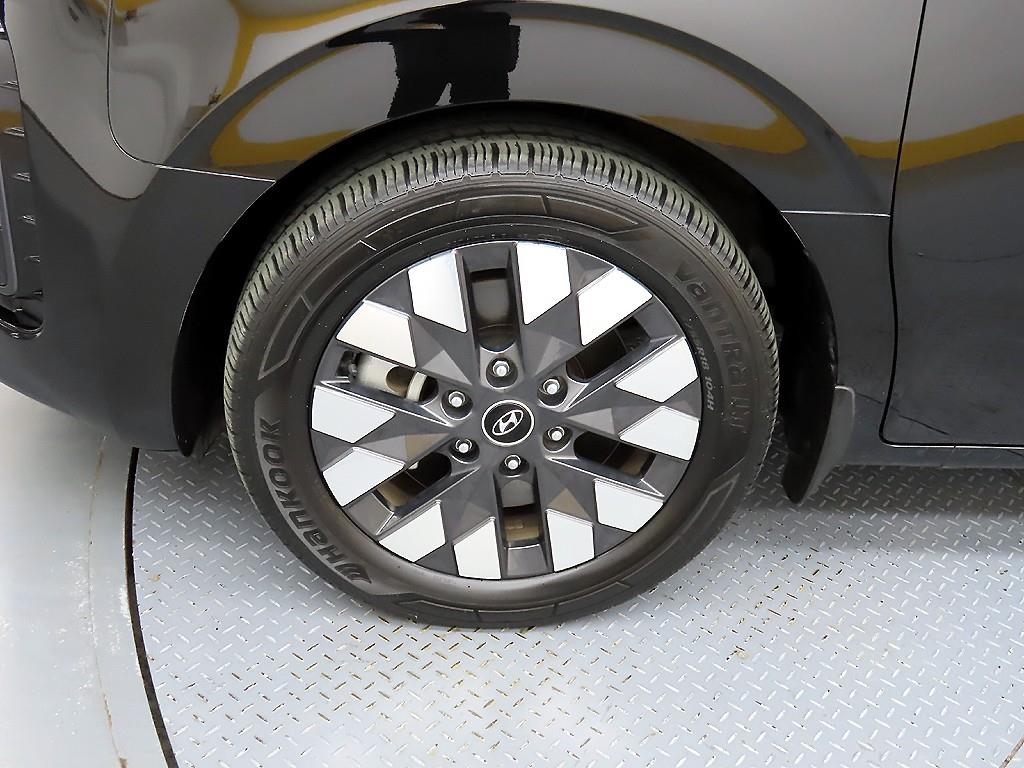 HYUNDAI Staria 2023 Negro - Importación desde Corea - HF Imports Iquique - Foto 19