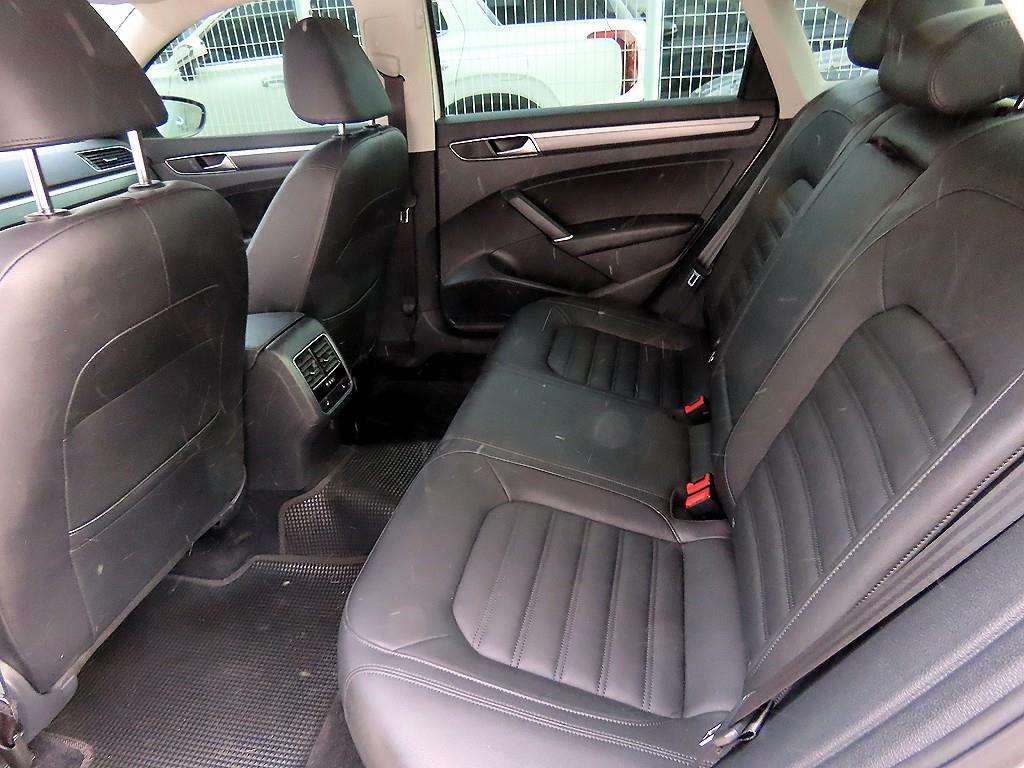 Volkswagen Passat - Vista 6
