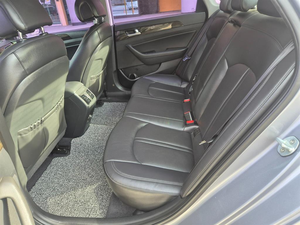 HYUNDAI Sonata - Vista 9