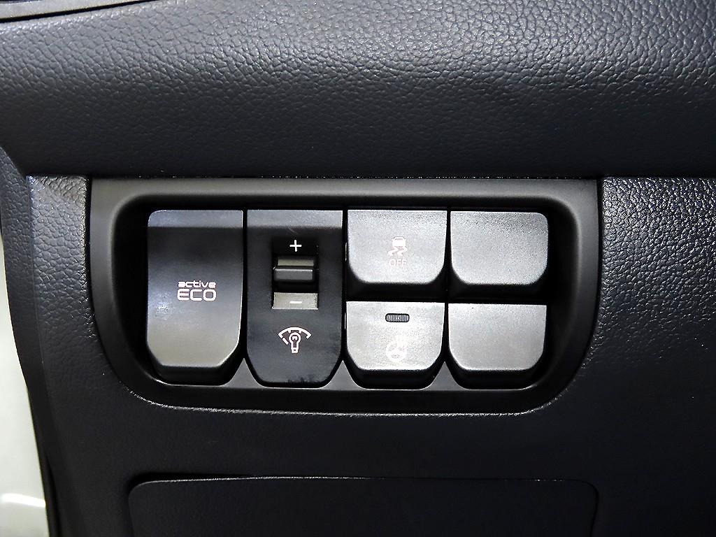 KIA Pride 2013 Plateado - Importación desde Corea - HF Imports Iquique - Foto 14