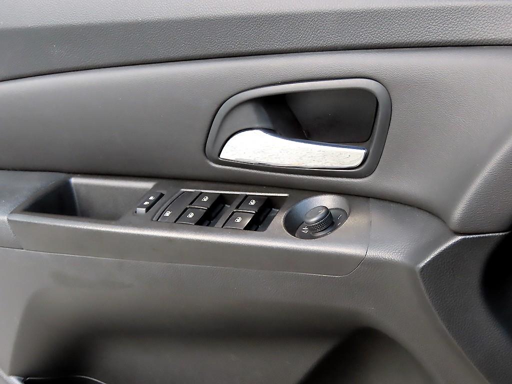 Chevrolet Cruise - Vista 11