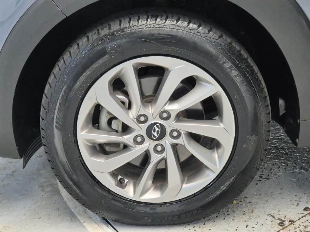 HYUNDAI Tucson 2017 Gris - Importación desde Corea - HF Imports Iquique - Foto 19