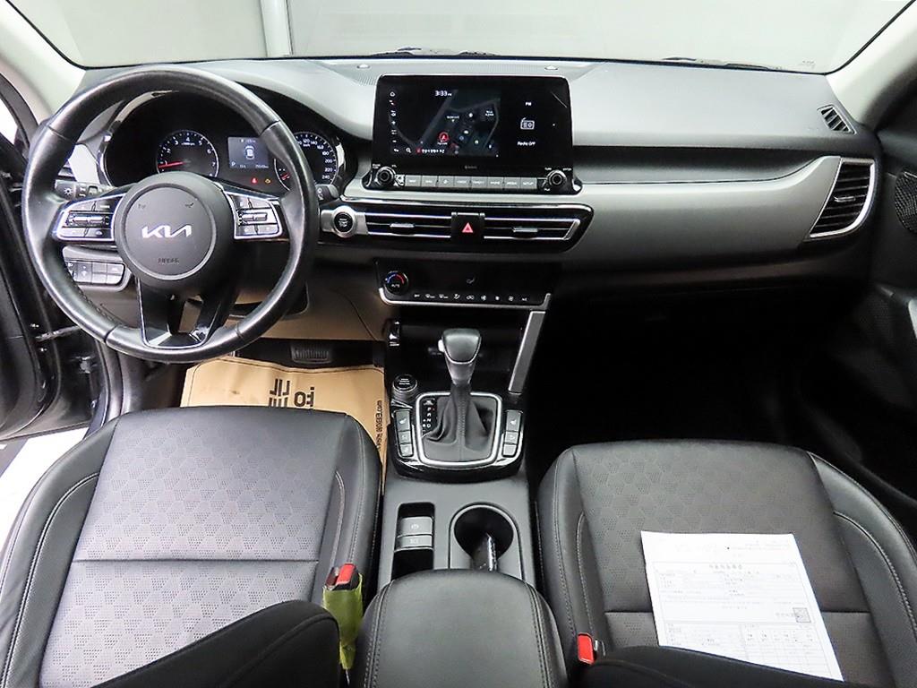 KIA Seltos - Vista 7