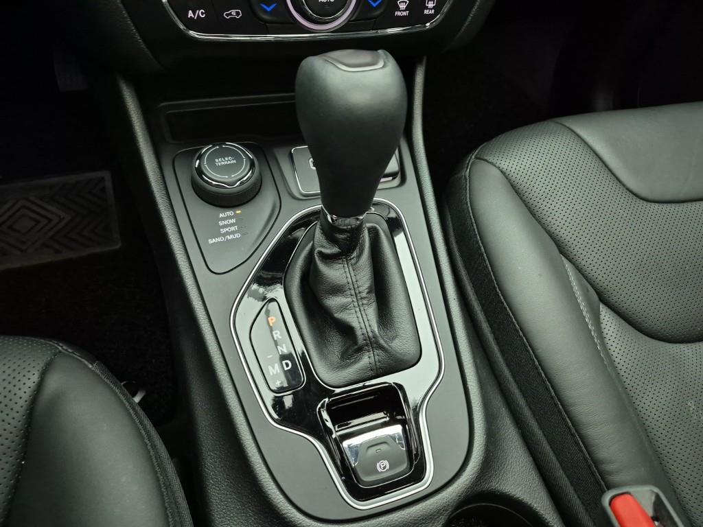 Jeep Cherokee - Vista 8