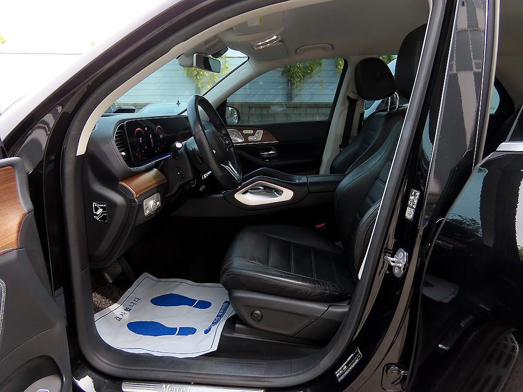 Mercedes Benz GLE Class - Vista 5