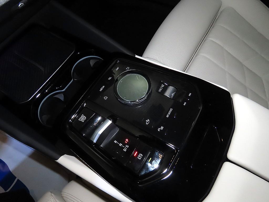 BMW 5 Series - Vista 12