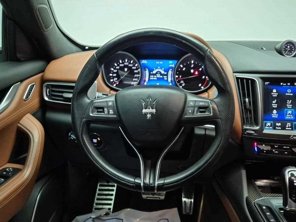 Maserati Levante - Vista 9