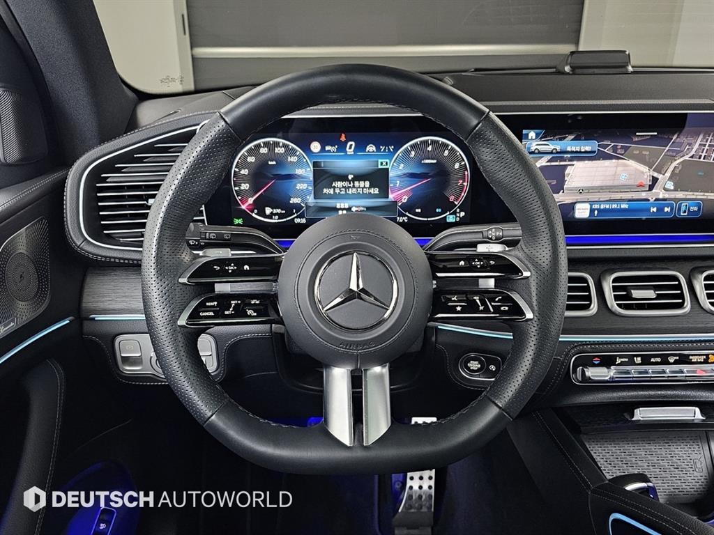 Mercedes Benz GLS Class - Vista 12