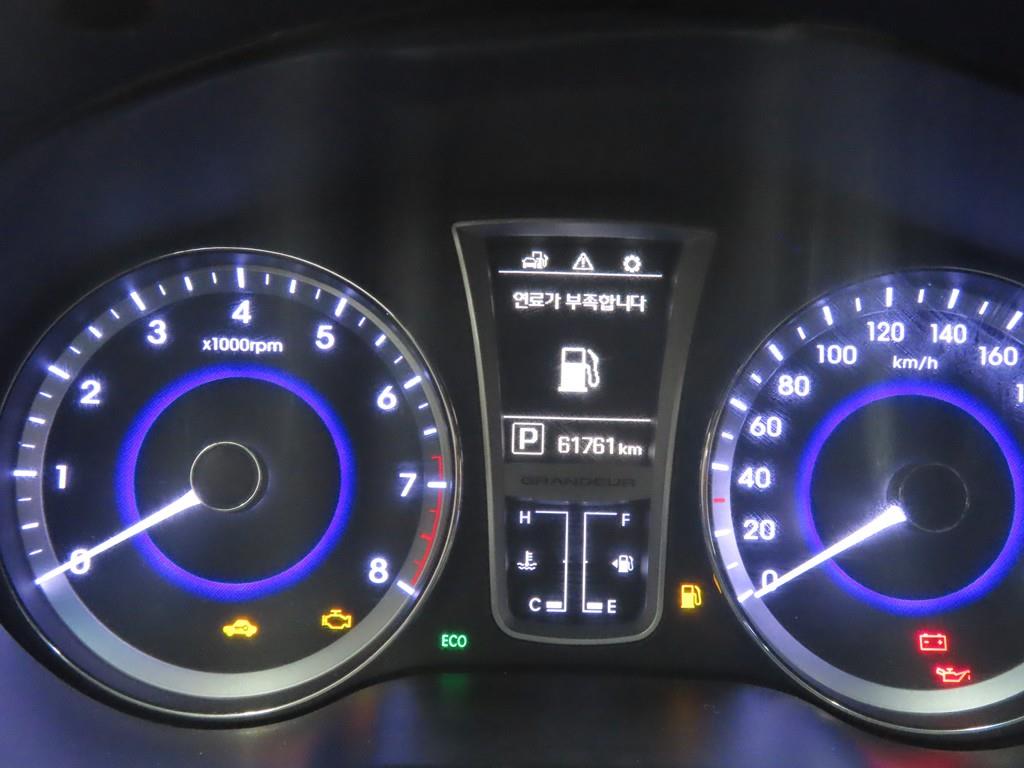 HYUNDAI Grandeur - Vista 8