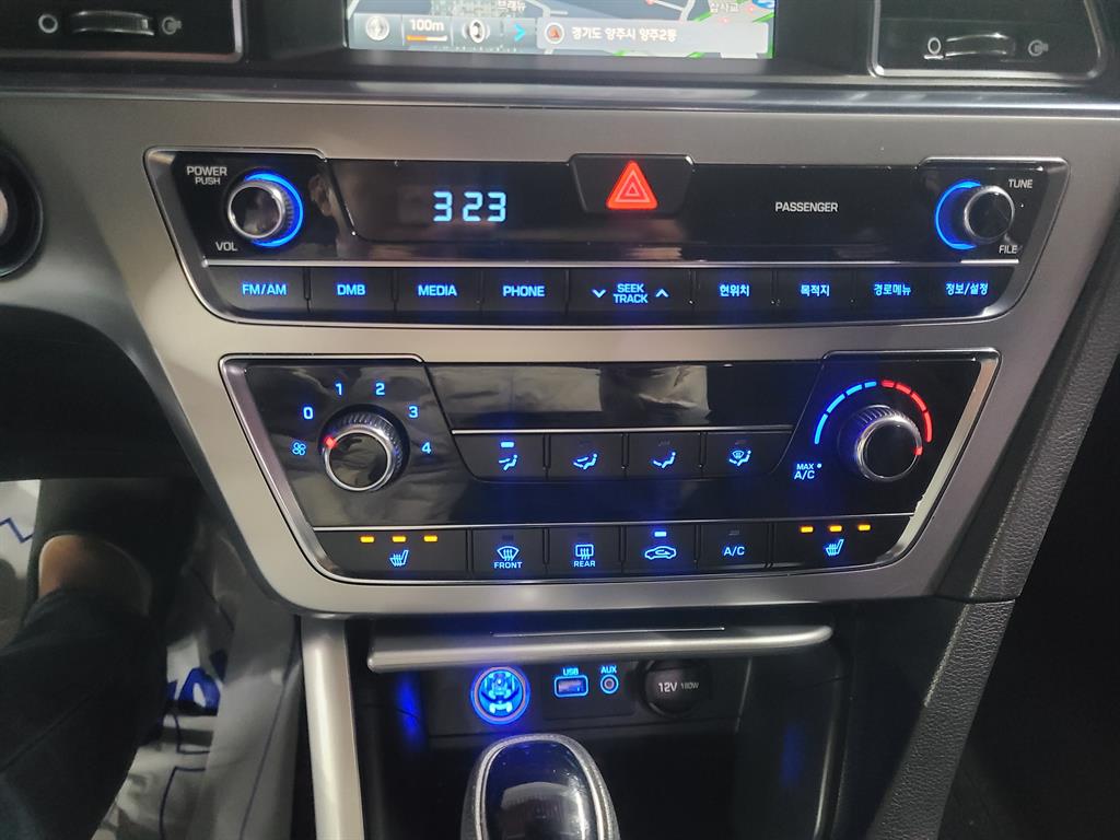 HYUNDAI Sonata - Vista 9