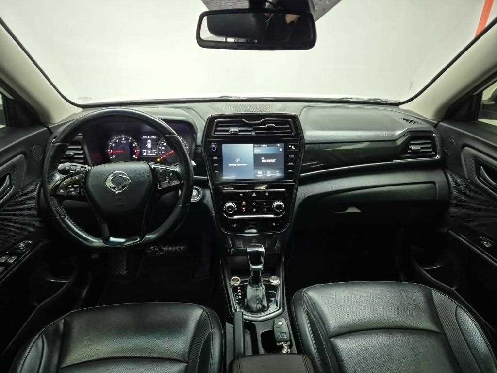 Ssangyong Tivoli - Vista 7