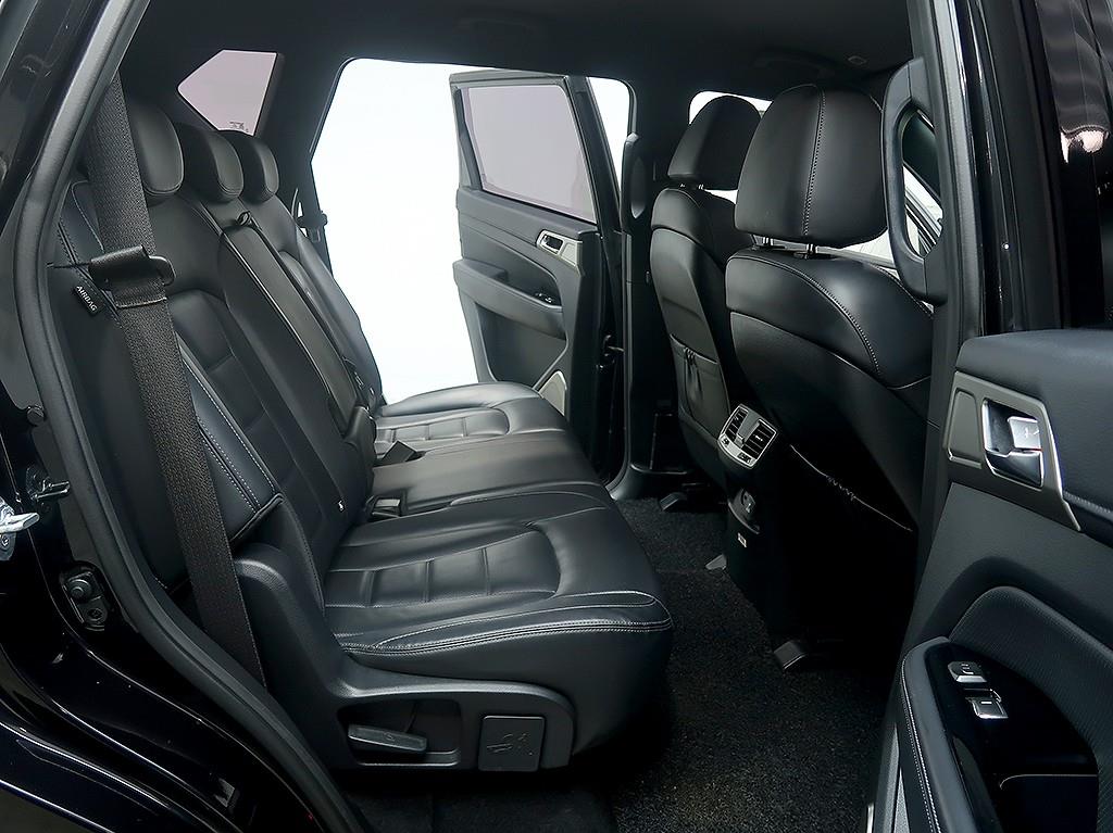 Ssangyong Rexton 2018 Negro - Importación desde Corea - HF Imports Iquique - Foto 12