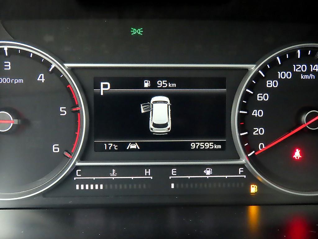 KIA Sorento - Vista 8