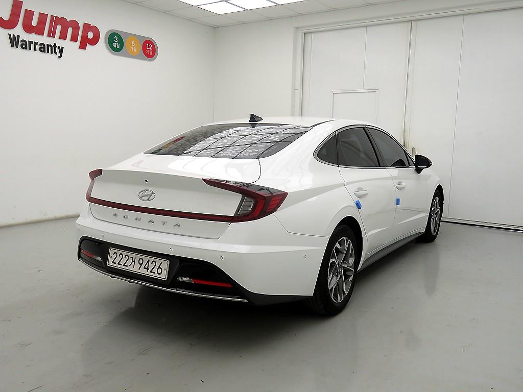 HYUNDAI Sonata - Vista 4